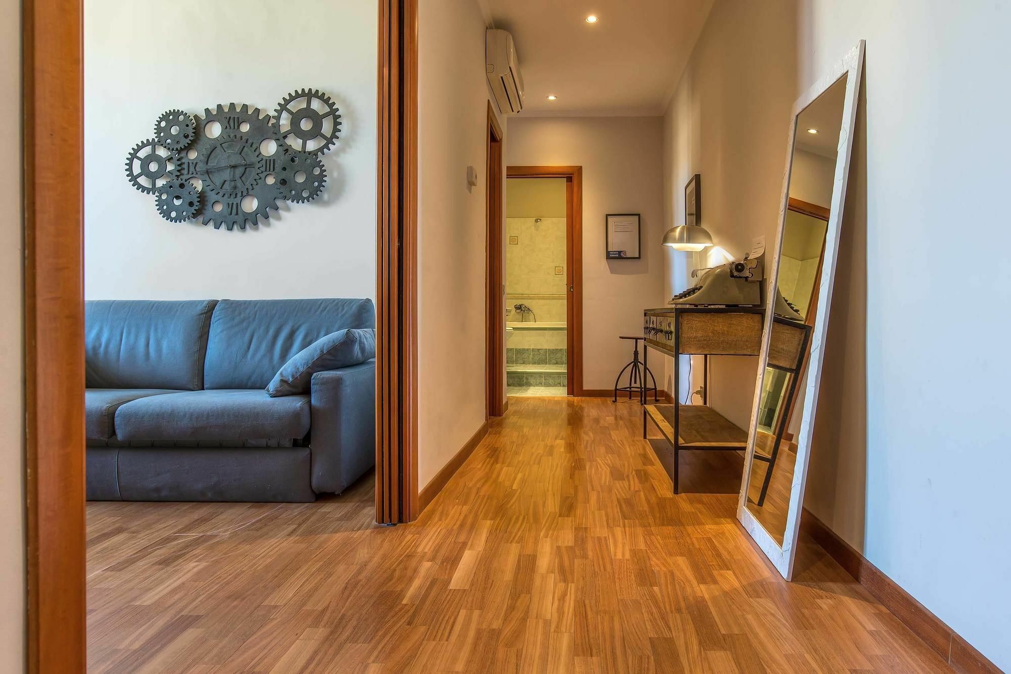 Urban Vatican Apartment *